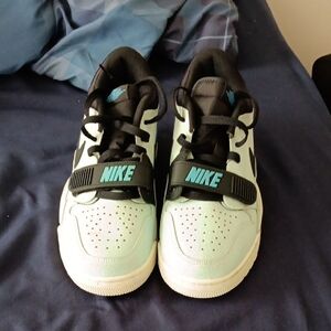 Men's Nike Jordan Legacy-Black and Blue Sneakers